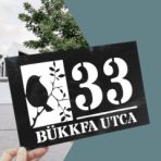 Házszámtábla - PRÉMIUM ABLAKOS, lézervágott