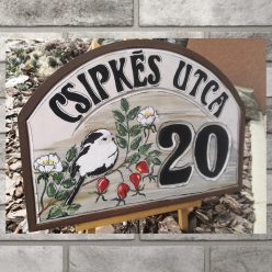   MADÁRKA csipkebogyós faágon EGYEDI FESTETT házszámtábla